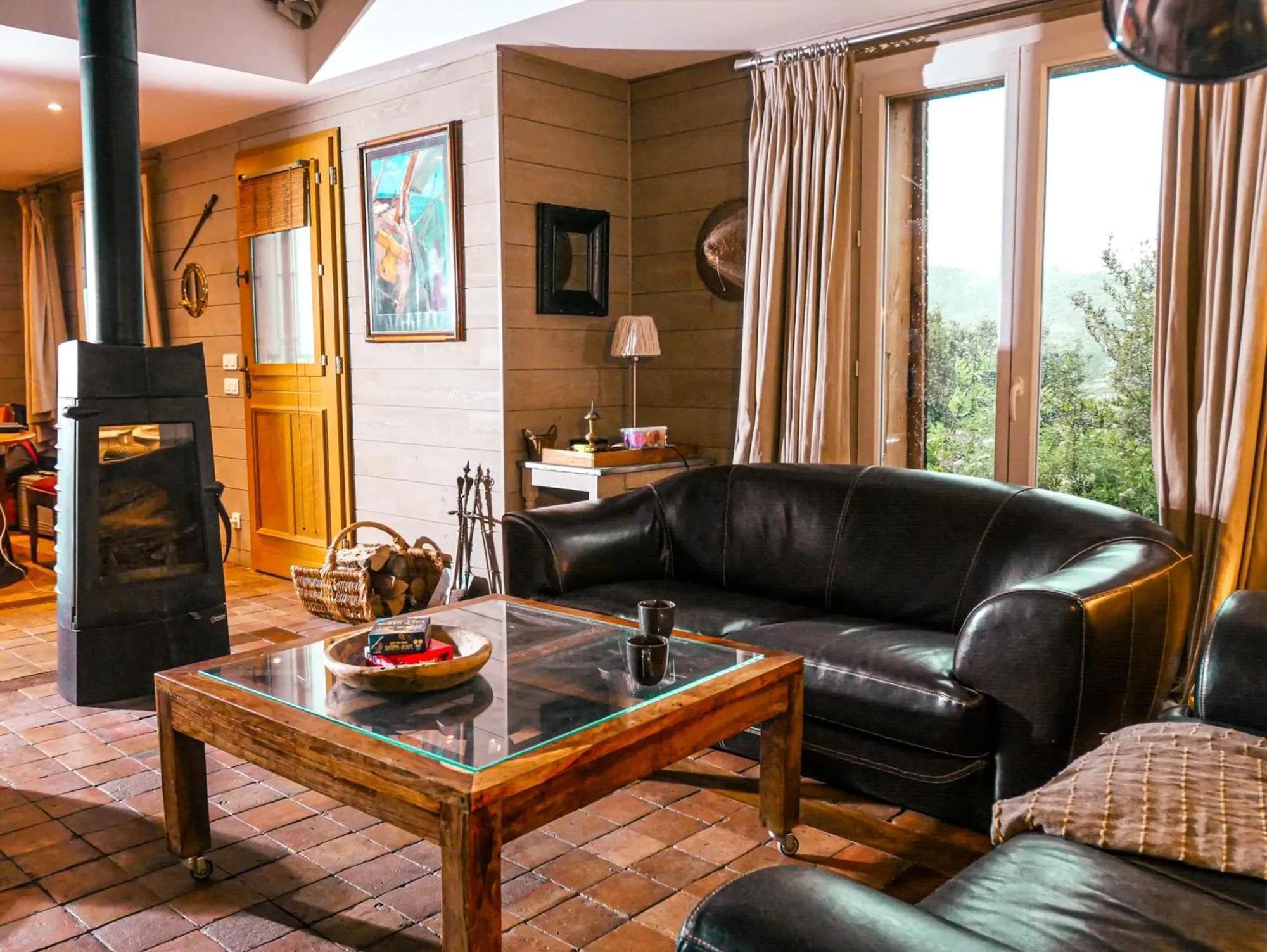 Chalet Chaleureux A Marigny-L'Eglise Avec Vue Sur Lac Et Montagne エクステリア 写真