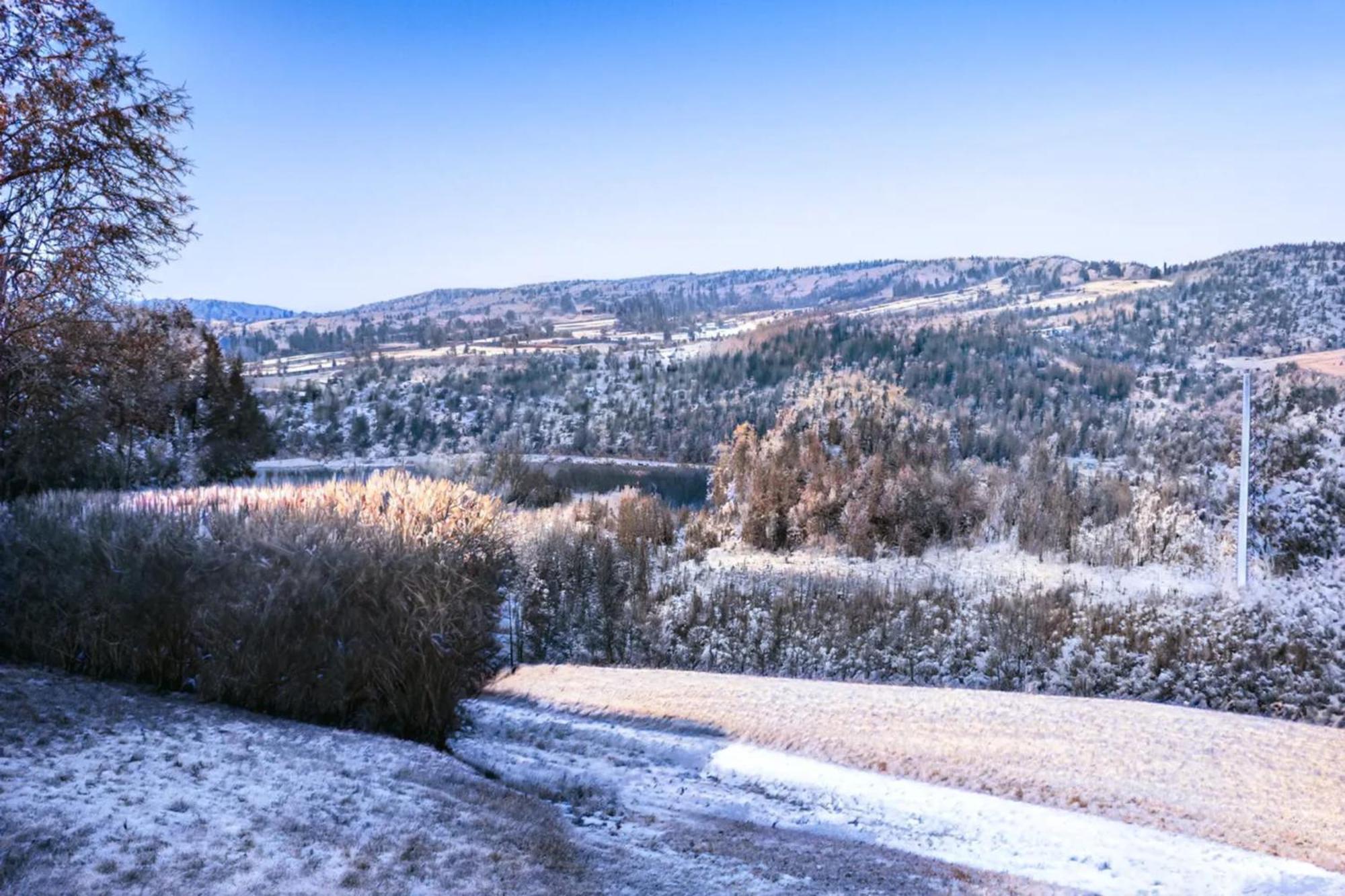 Chalet Chaleureux A Marigny-L'Eglise Avec Vue Sur Lac Et Montagne エクステリア 写真
